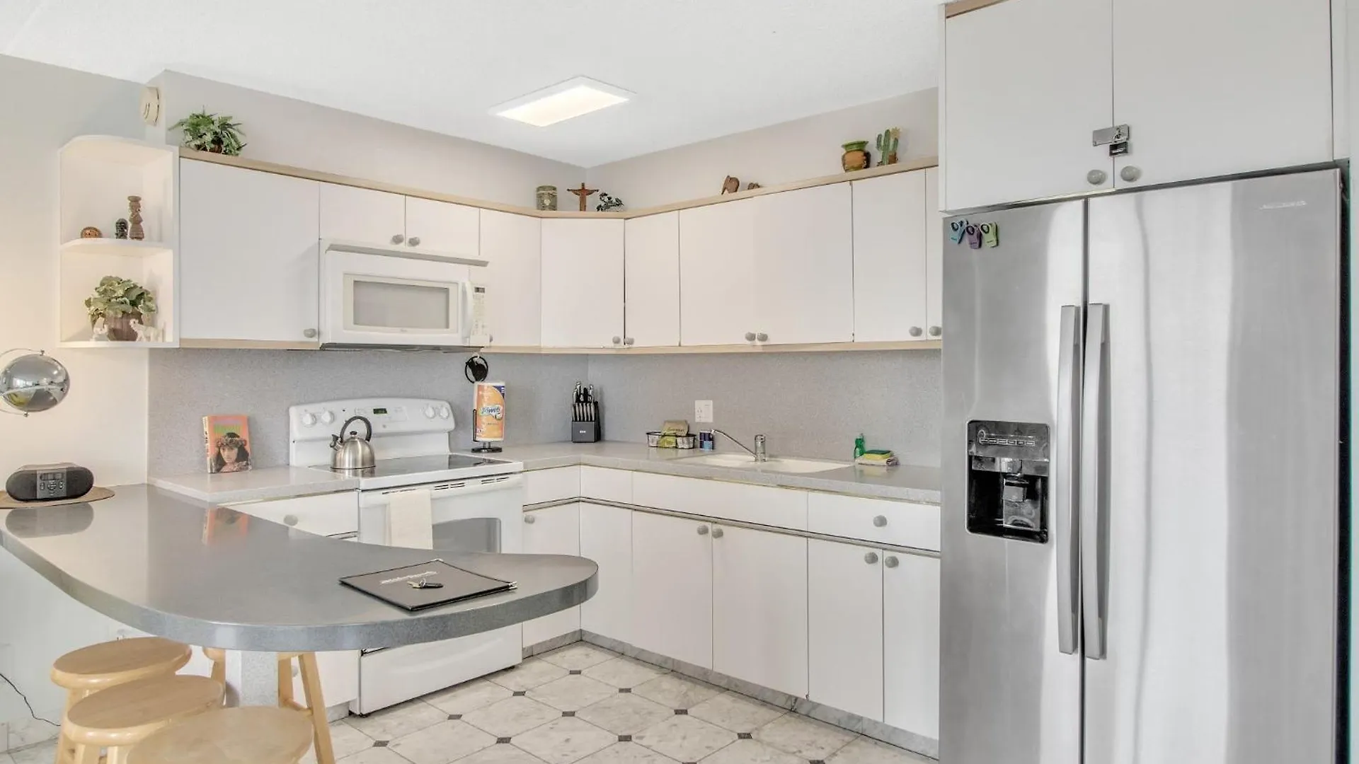 Διαμέρισμα Steps To The Beach! Gorgeous Ocean-View Condo With Complimentary Parking Χονολουλού