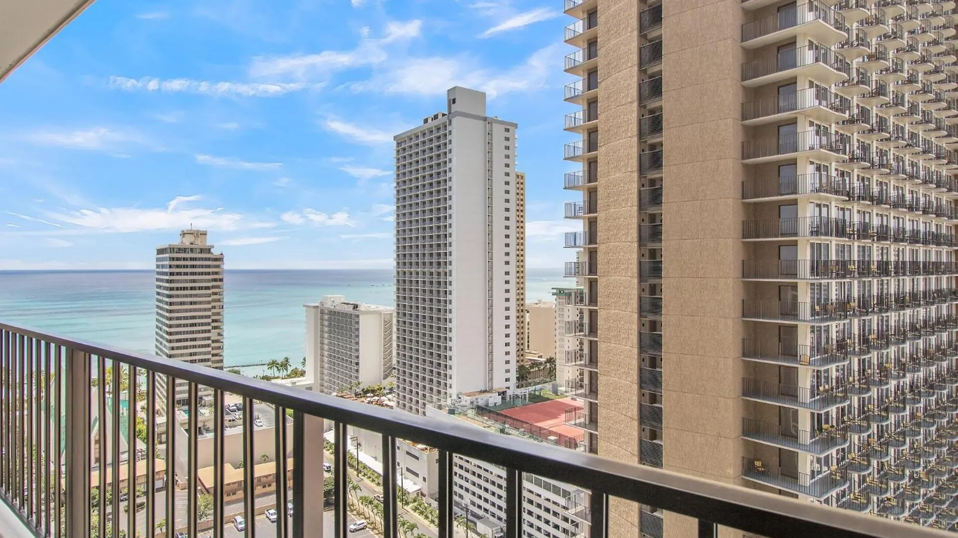 Steps To The Beach! Gorgeous Ocean-View Condo With Complimentary Parking Χονολουλού Ηνωμένες Πολιτείες της Αμερικής